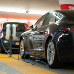 4 reasons why electric cars haven’t taken off yet