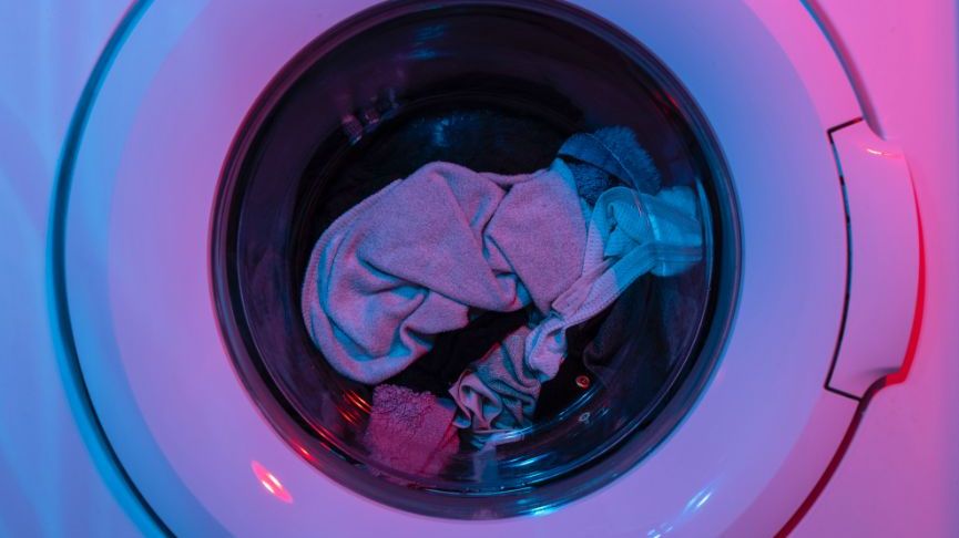 Patagonia And Samsung Developed A Washing Machine That Reduces Microplastics